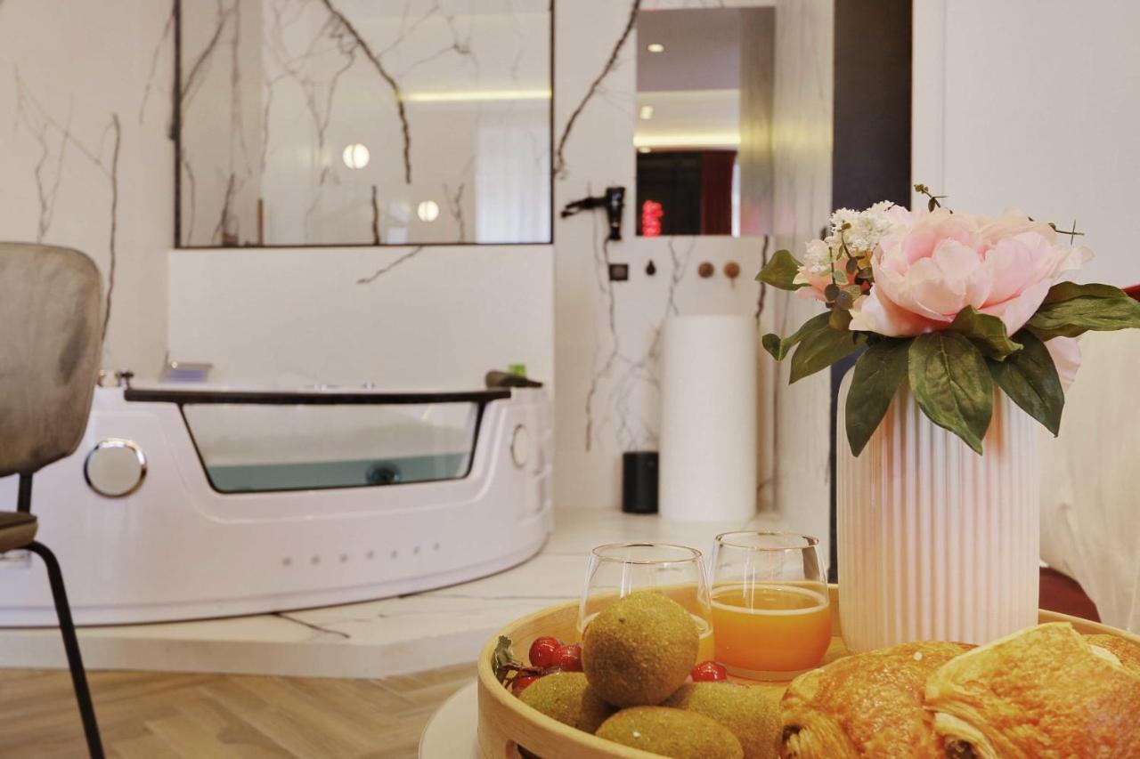 Luxurious Private Room - 2P - Les Halles Parigi Esterno foto